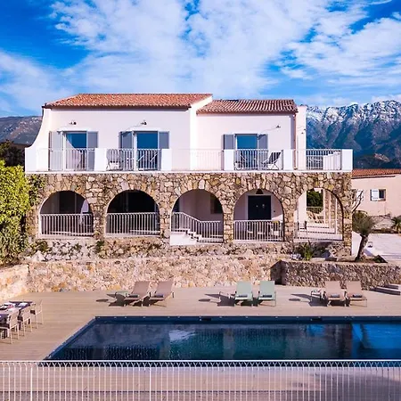 Santa-reparata-di-balagna Sleeps 12 With Pool Air Con And Wifi Villa