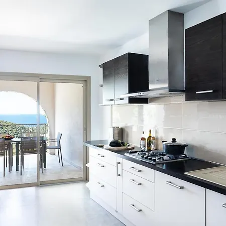 Santa-reparata-di-balagna Sleeps 12 With Pool Air Con And Wifi * Santa-Reparata-di-Balagna